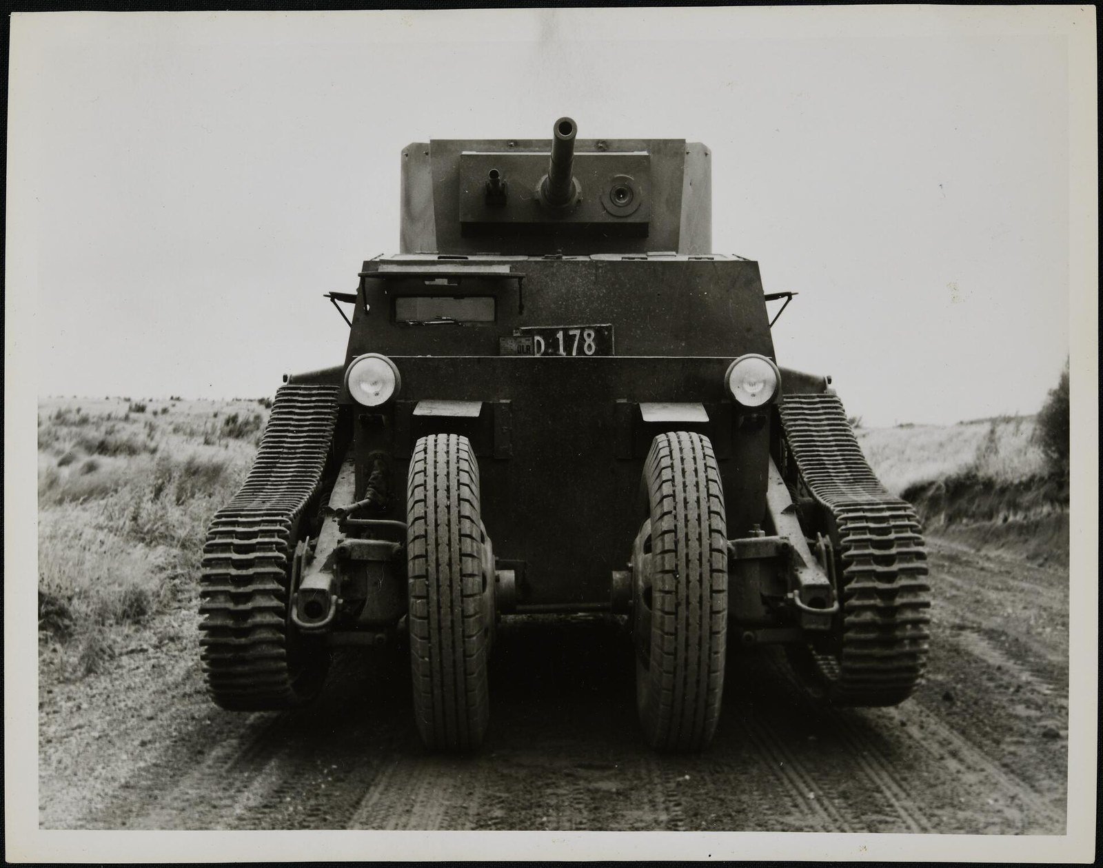 Front view of the Schofield tank running on wheels, circa 1941-1943. This image highlights the convertible wheel-and-track concept.