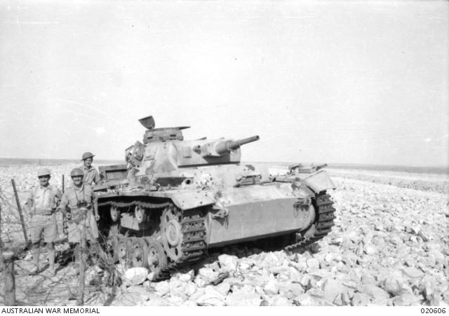 Destroyed Panzerkampfwagen III Ausf. G photographed at Tobruk on 14 September 1941; the image concerns a vehicle destroyed during the April 1941 fighting.