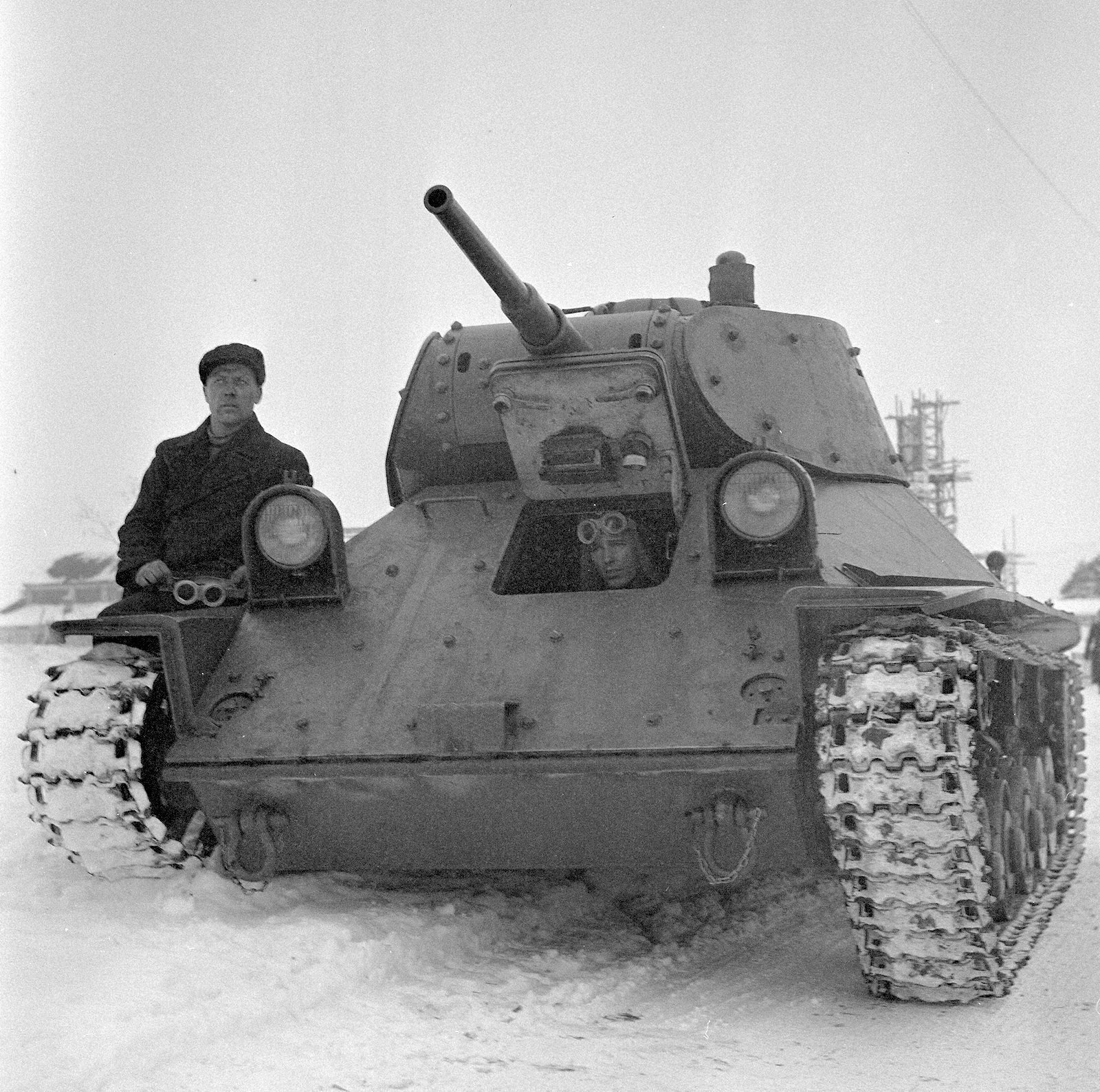 Captured Soviet T-50 at Varkaus, Finland, 15 February 1942. The vehicle is probably Ps.183-1, before or during Finnish refurbishment; the precise variant remains uncertain.