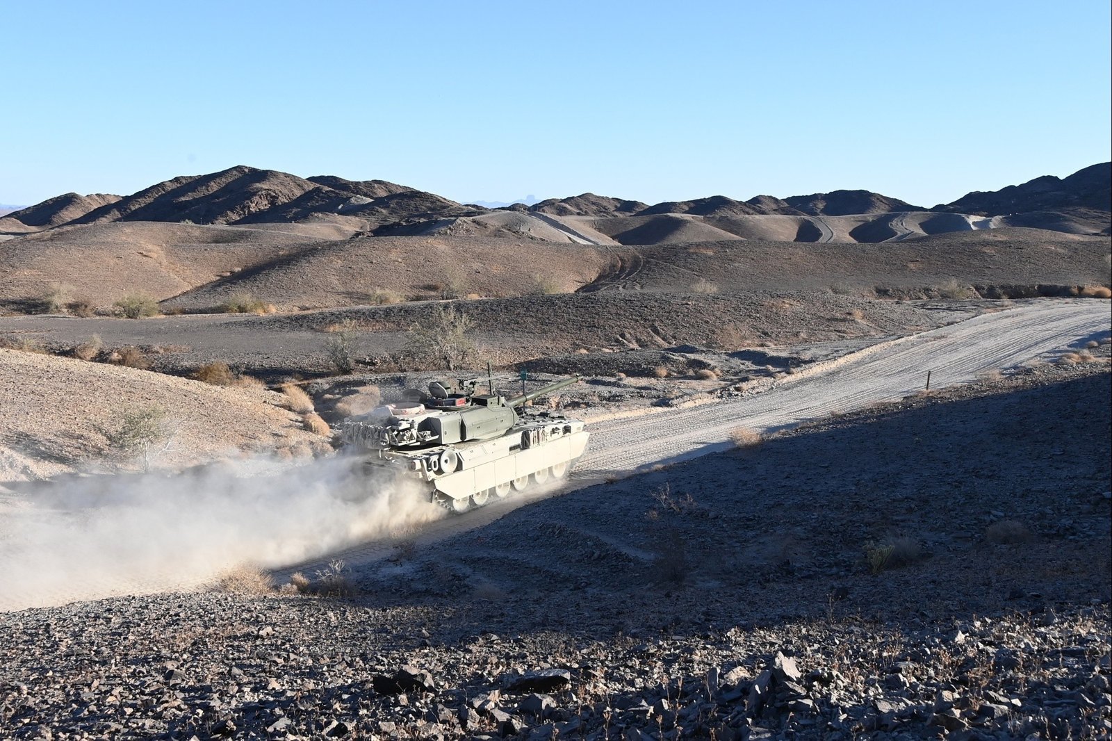M10 Booker running desert mobility courses at Yuma Proving Ground, Arizona, published 12 February 2025.
