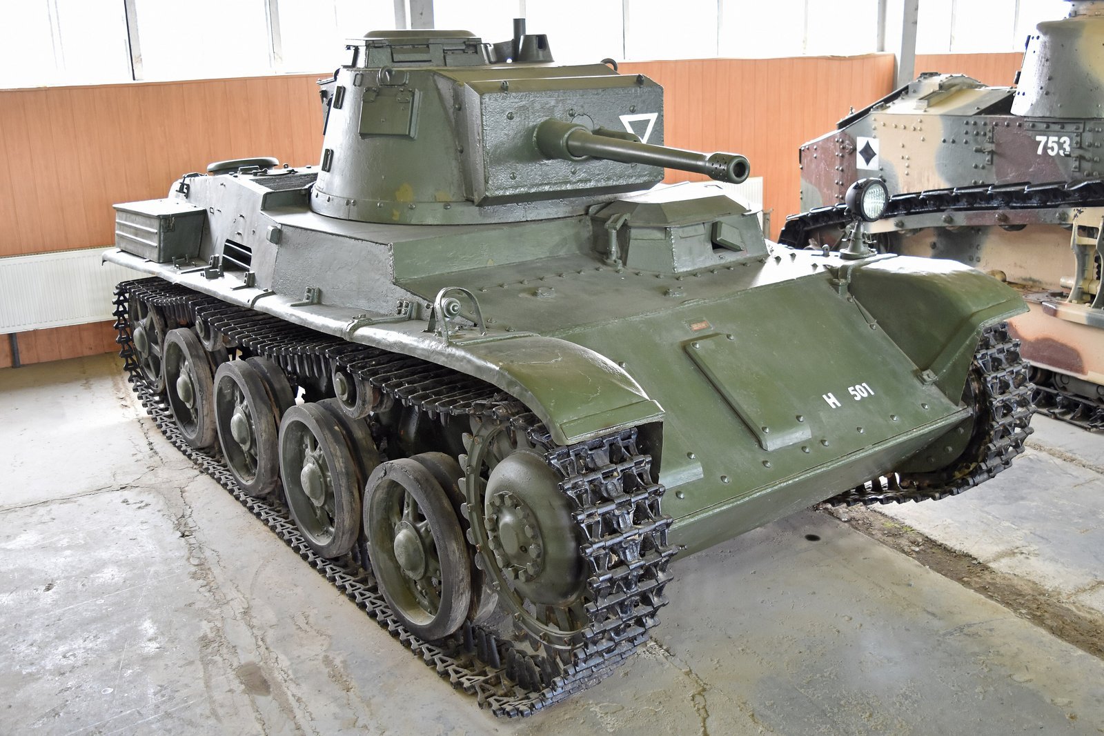 Restored Toldi IIa displayed as H501 at the Kubinka/Patriot museum complex; display markings do not establish the vehicle’s complete wartime history.