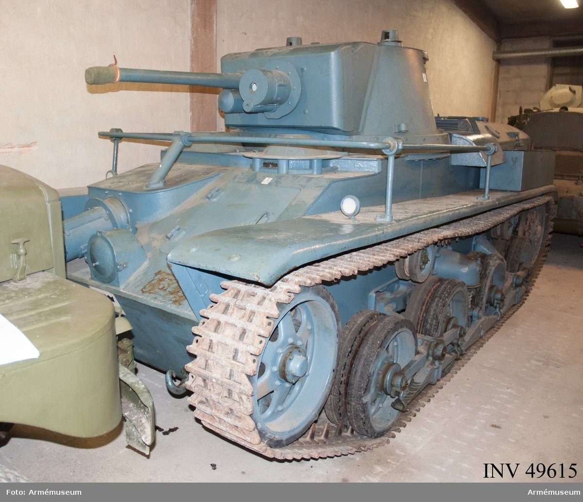 Surviving Strv m/31 museum object photographed for Armémuseum in 2017; the object is described as likely repainted.